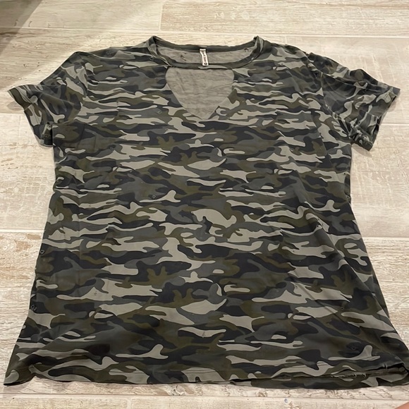 Emma & Sam Tops - **LAST CHANCE** Distressed Camo Tee